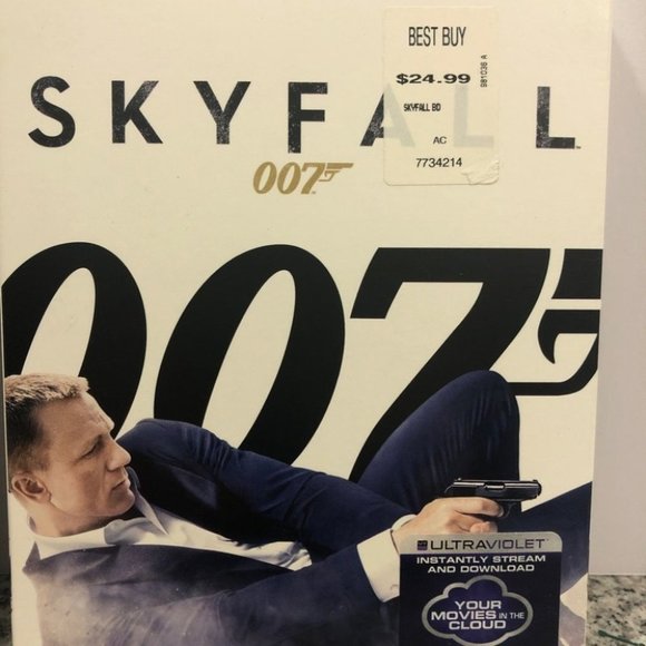 💕 007 Quantum of Solace and Skyfall - 2 Movie Lot- Blu Ray - Picture 4 of 5